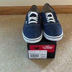 Vans Off the Wall Authentic Lo Pro